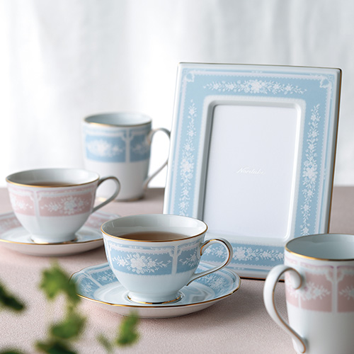 Noritake レースウッドゴールドマグカップペアセット